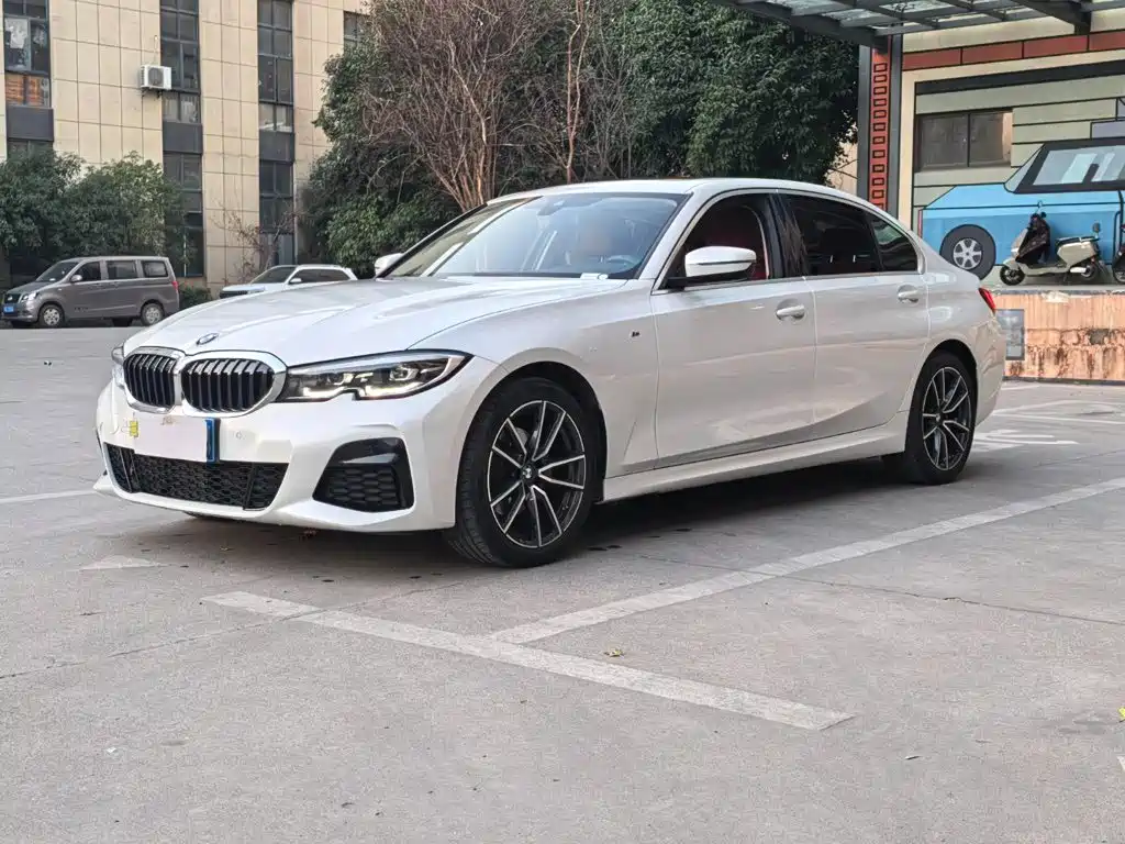 BMW 3 Series 2022