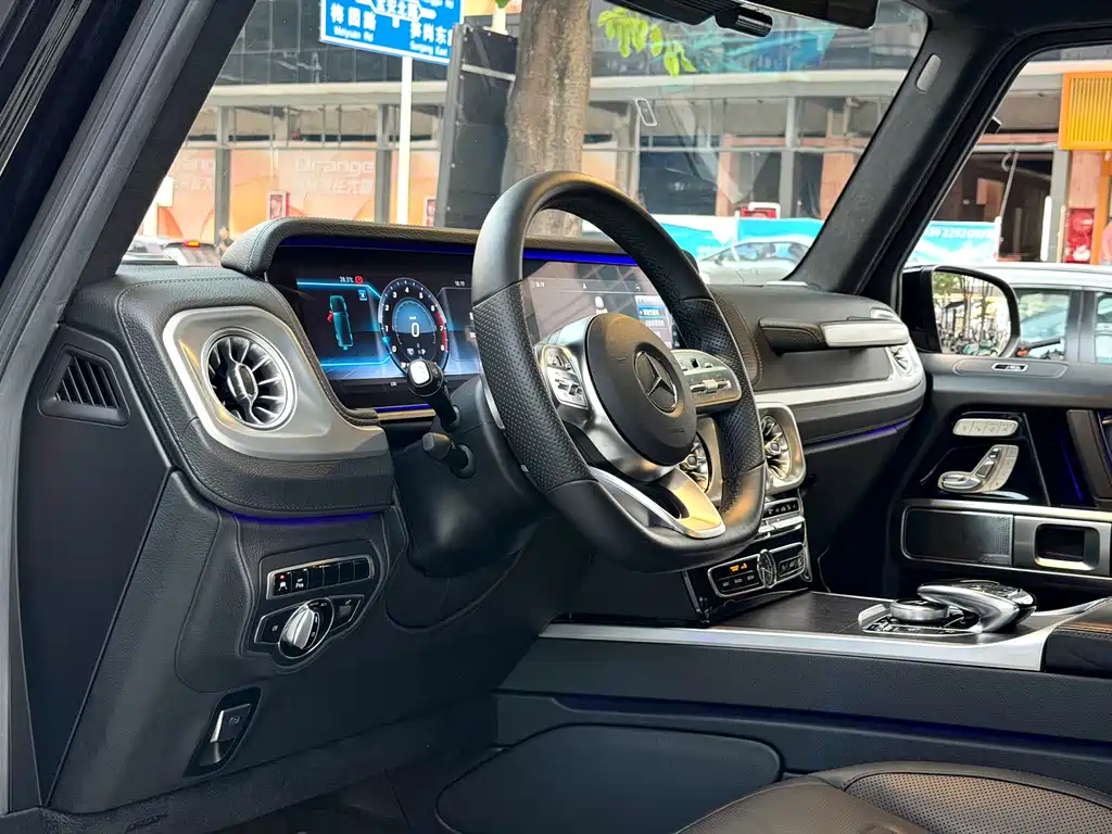 Mercedes-Benz G-Class 2020 — фото 21
