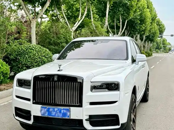Rolls-Royce Cullinan 2021