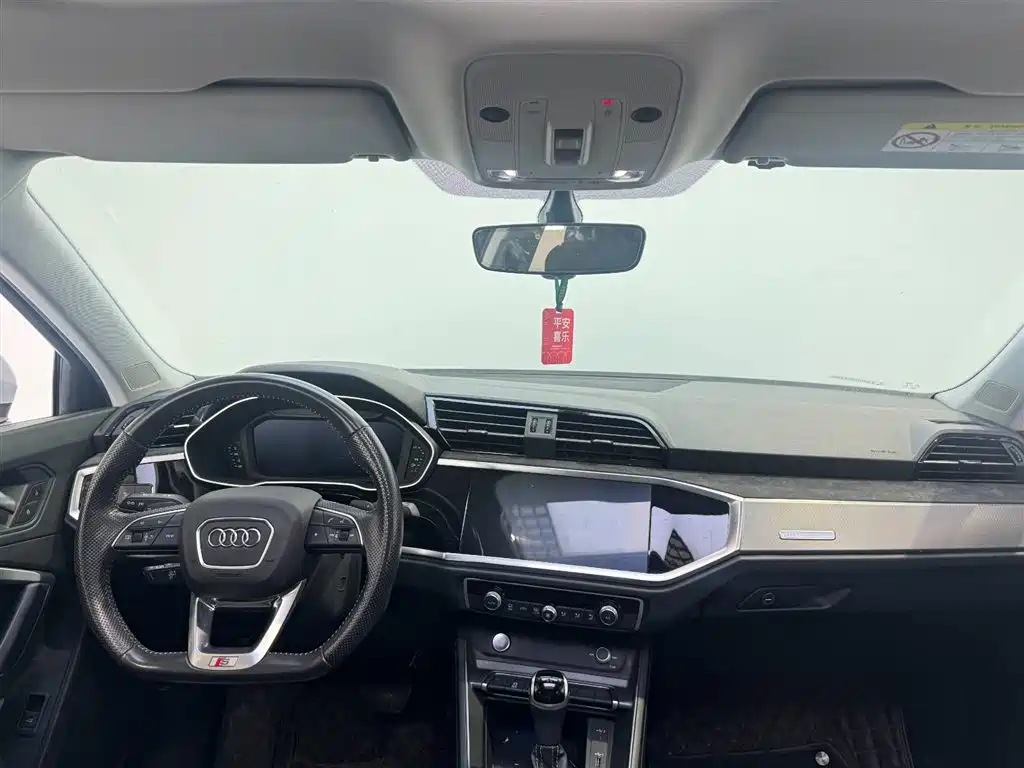 Audi Q3 Sportback 2021 — фото 7