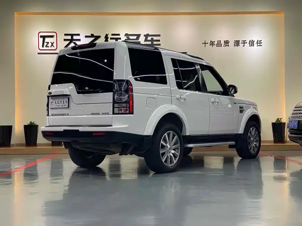 Land Rover Discovery 2013