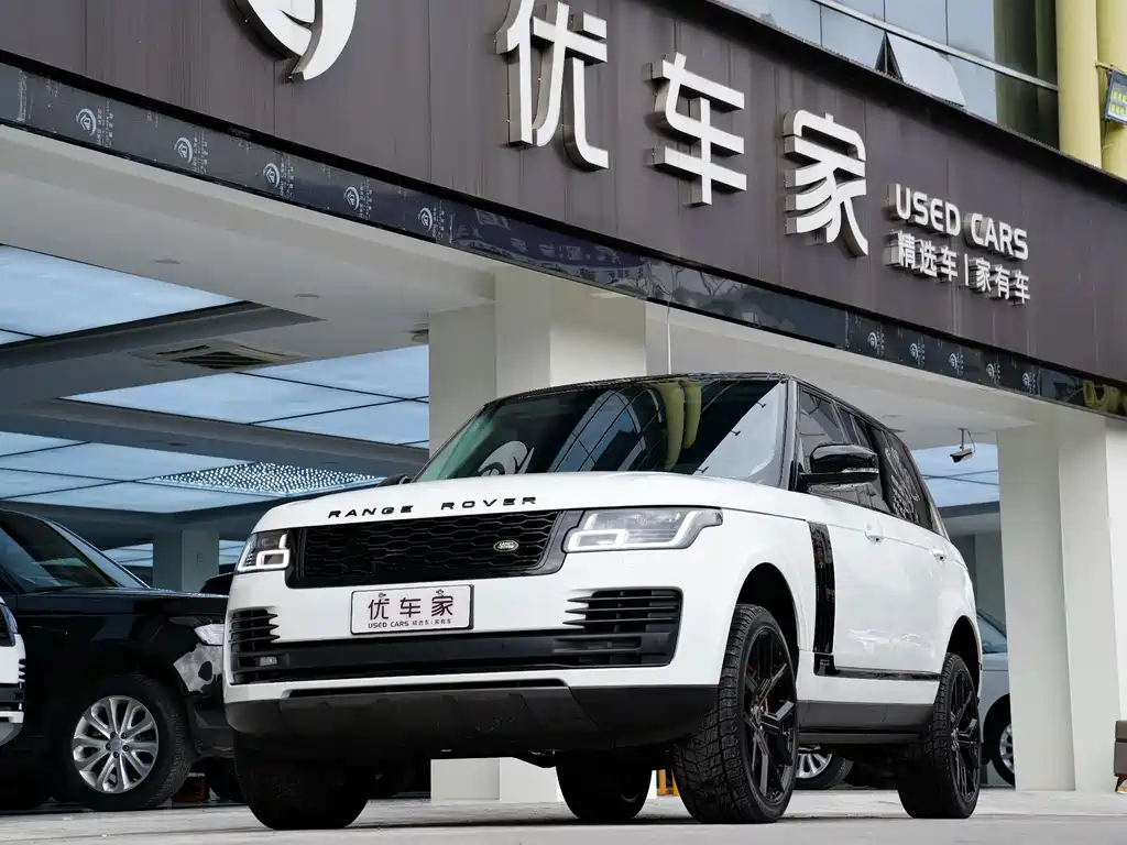 Land Rover Range Rover 2018 — фото 1