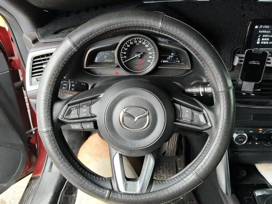 Mazda CX-4 2017 — фото 15