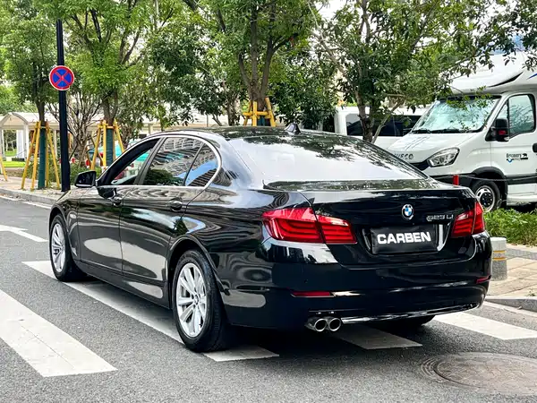 BMW 5 Series 2011