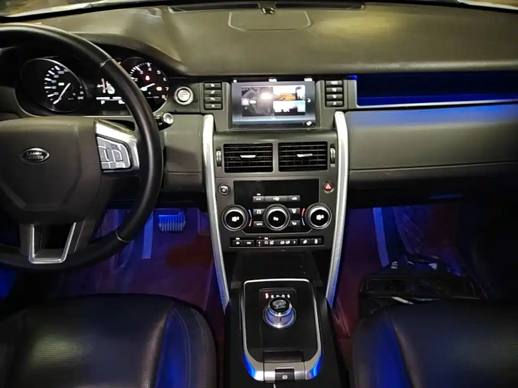 Land Rover Discovery Sport 2016 — фото 13