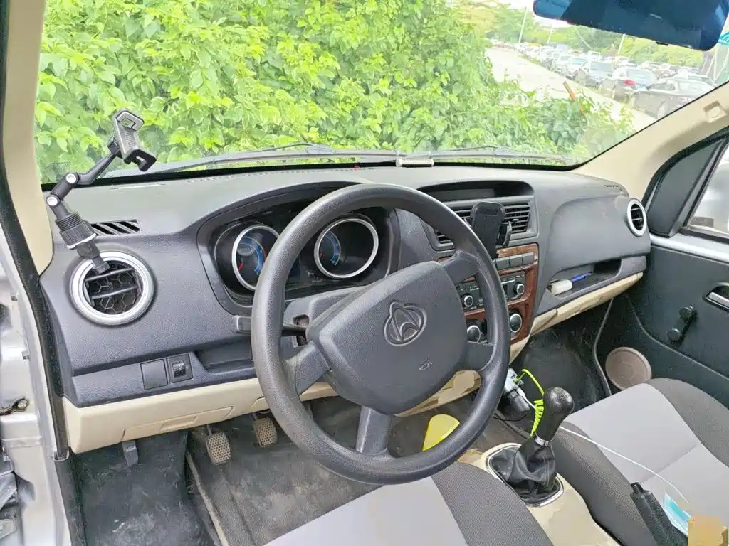 Changan Ruixing M80 2019 — фото 10