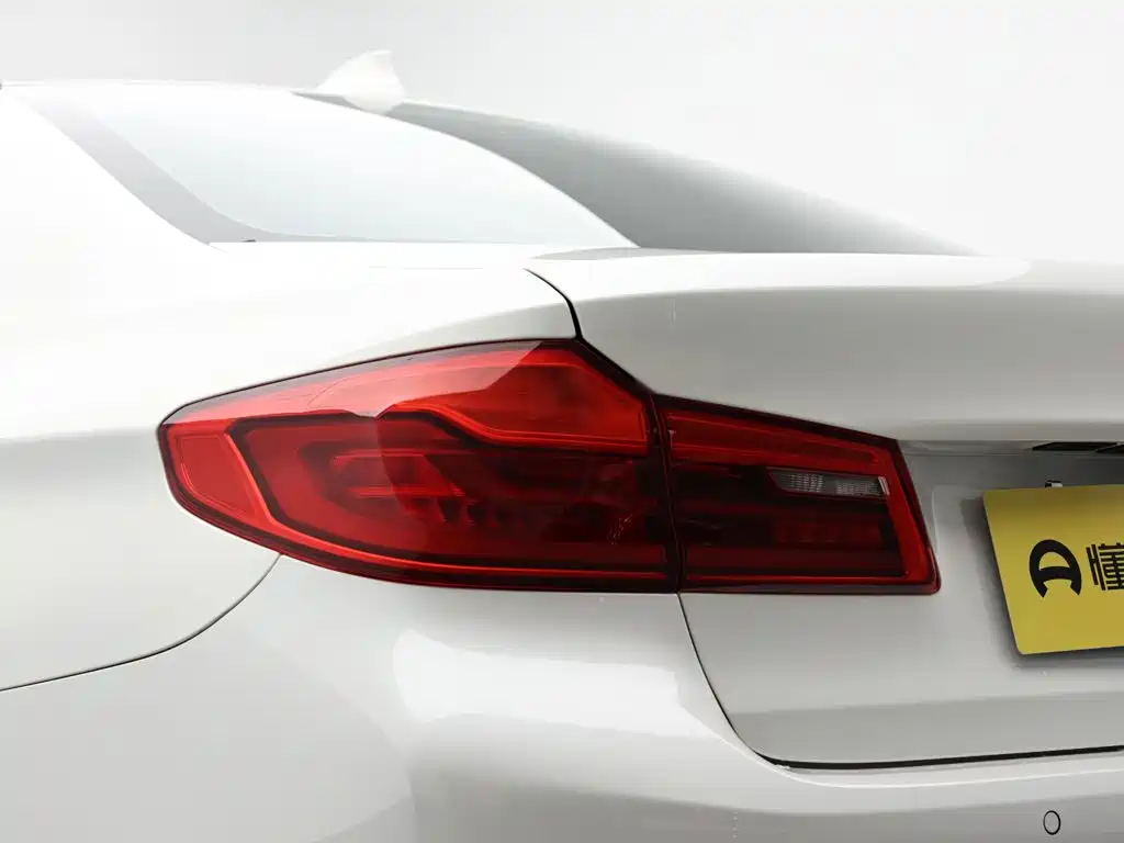 BMW 5 Series 2019