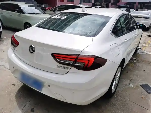 Buick Regal 2018