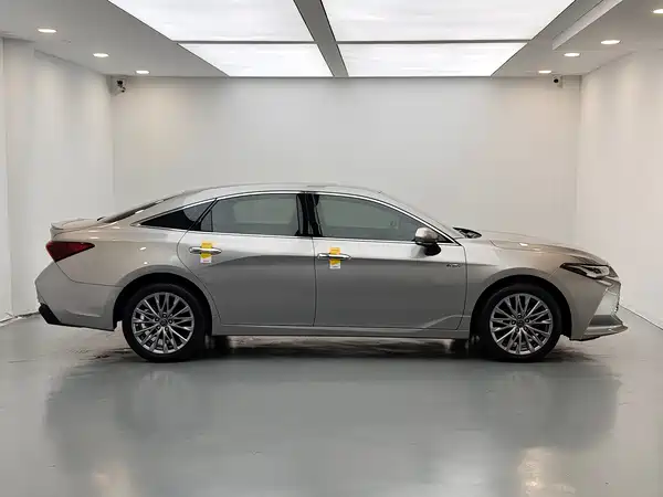Toyota Avalon 2025