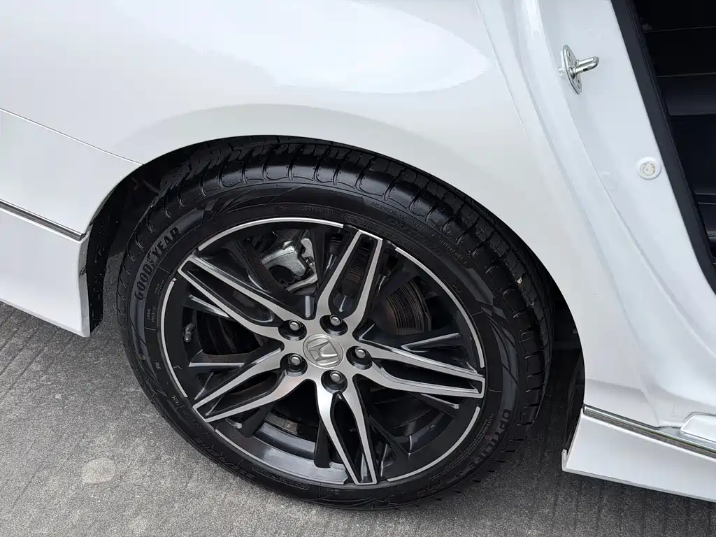 Honda Accord 2022 — фото 14