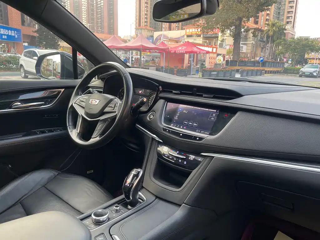Cadillac XT5 2020 — фото 14