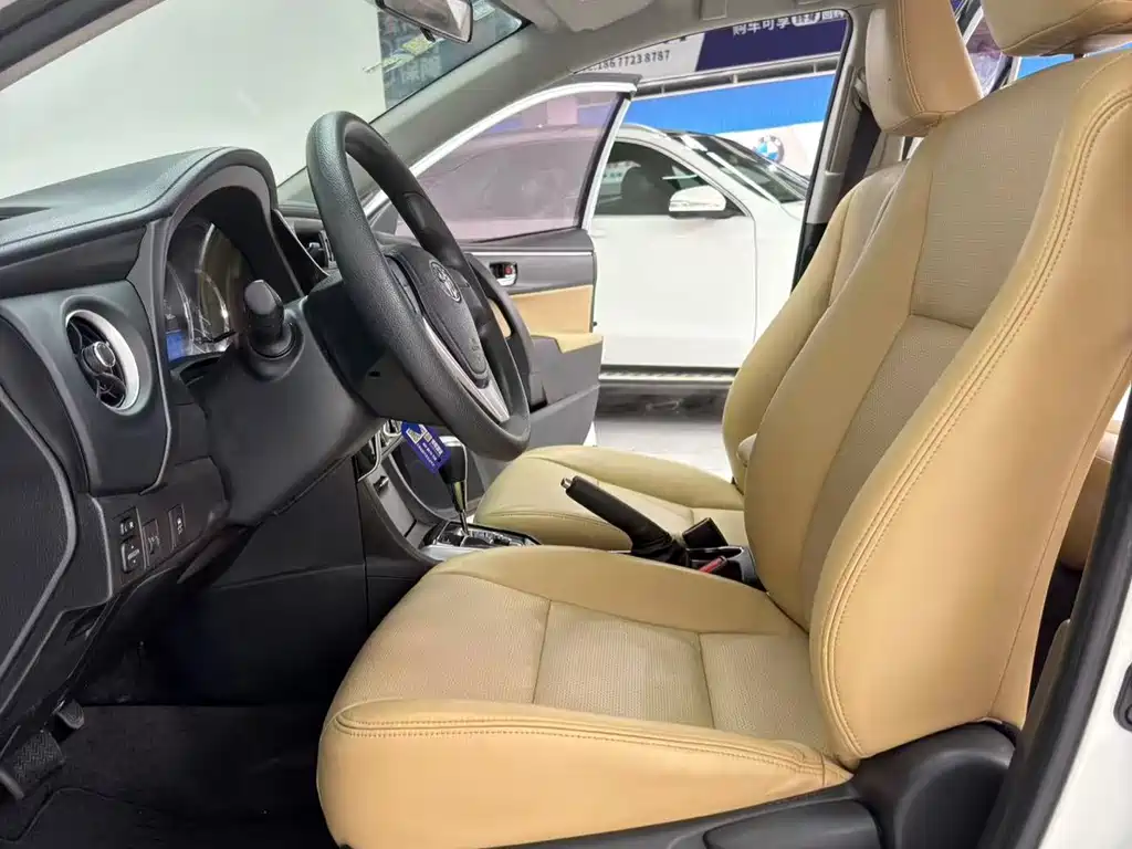 Toyota Corolla 2019 — фото 4