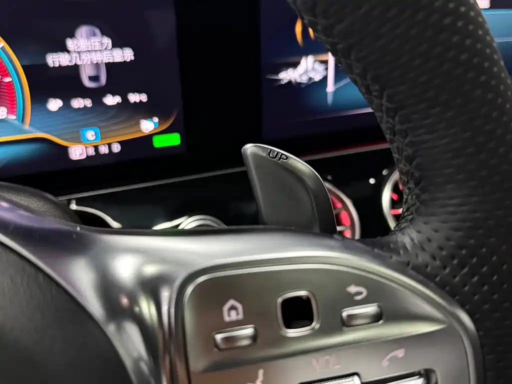 Mercedes-Benz AMG GT 2020 — фото 18