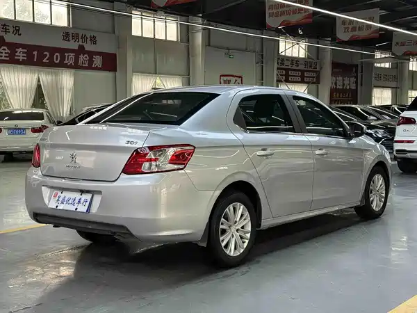 Peugeot 301 2015