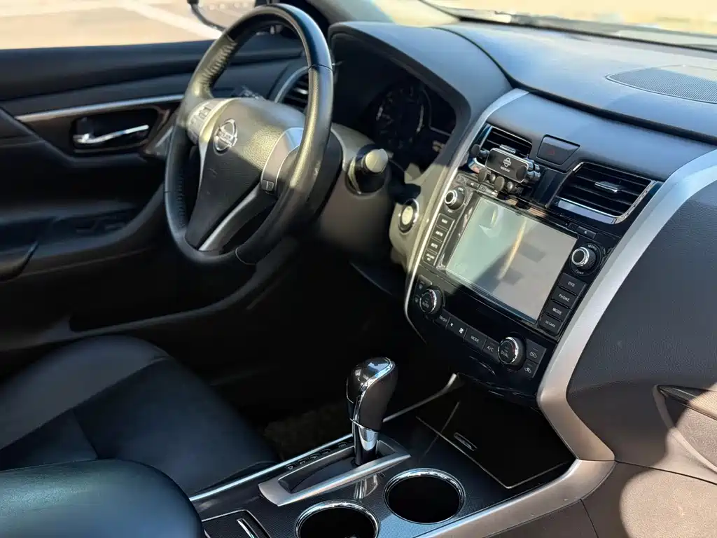 Nissan Teana 2015 — фото 6