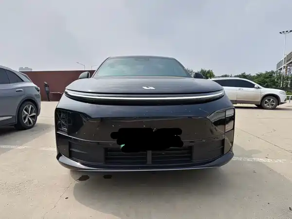 Li Auto L6 2024