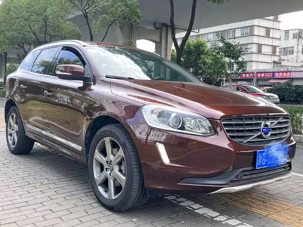 Volvo XC60 2015