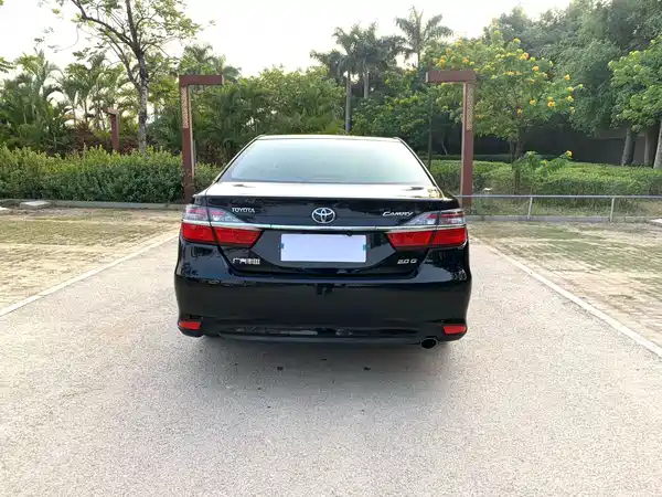 Toyota Camry 2016