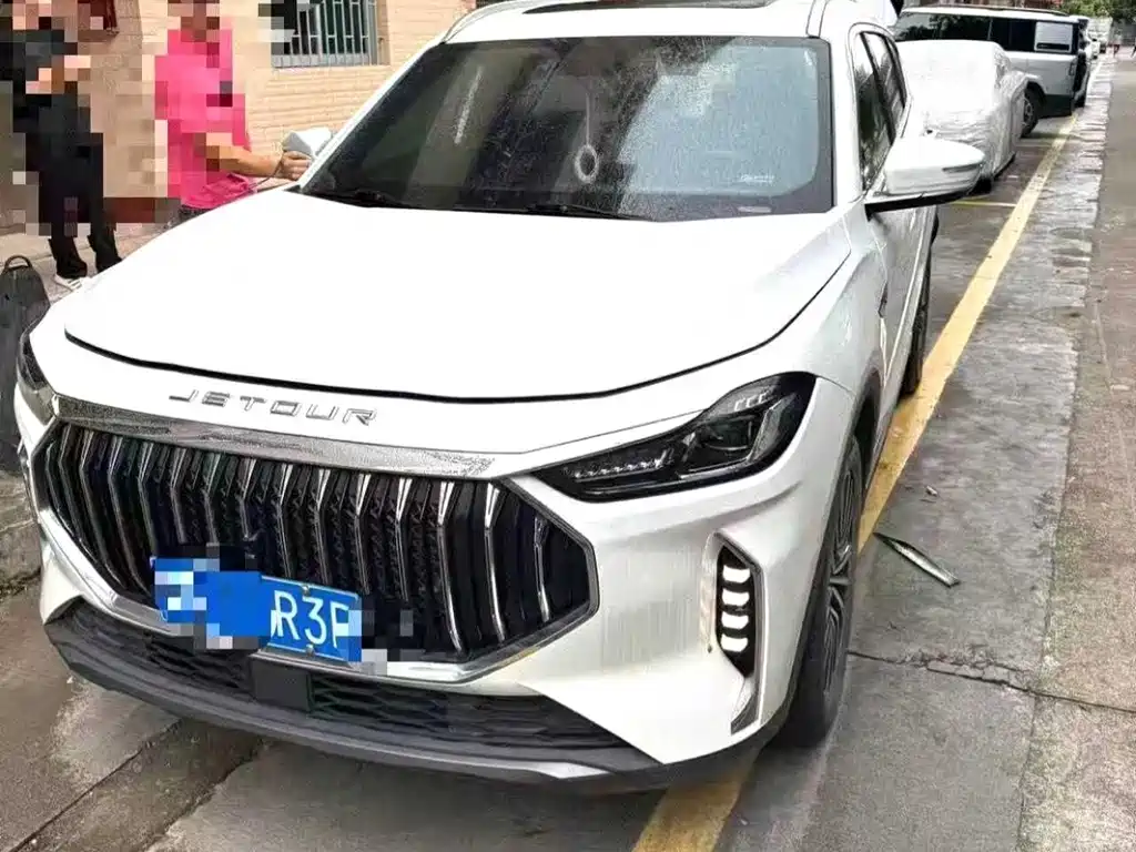 Jetour X70 PLUS 2022 — фото 1