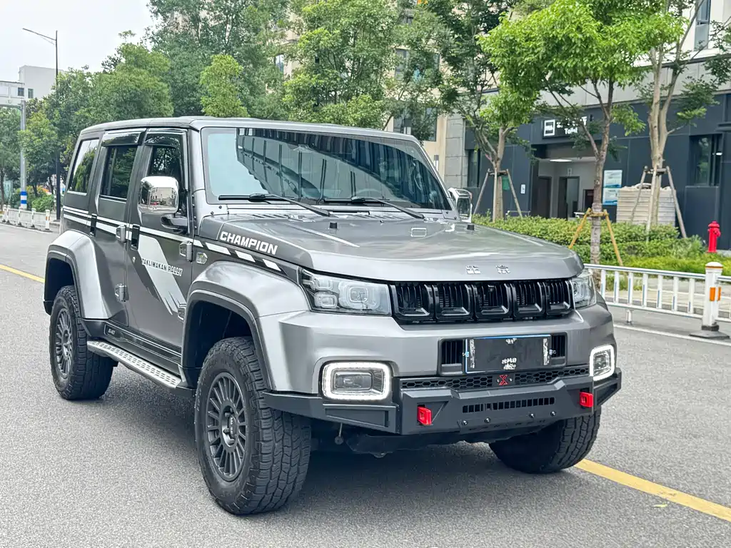 BAIC BJ40 2023 — фото 3