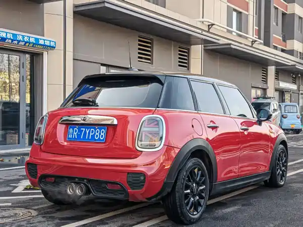 MINI MINI 2017