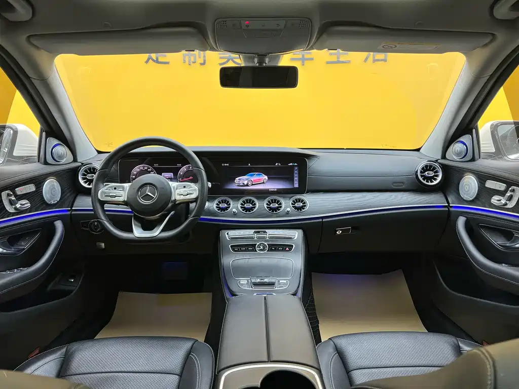 Mercedes-Benz E-Class 2019 — фото 15