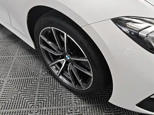 BMW 3 Series 2024