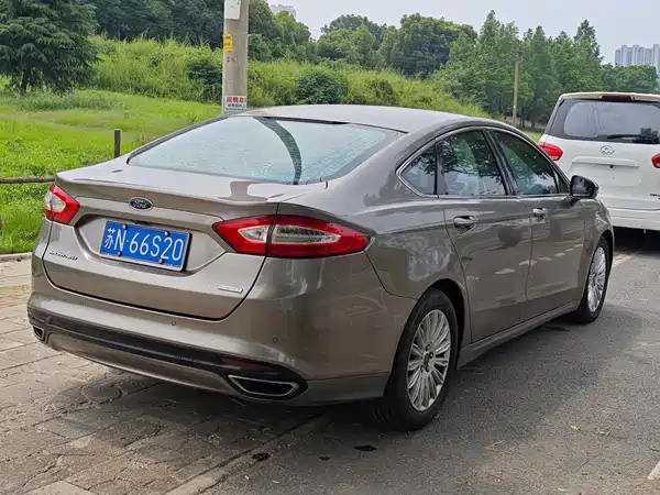 Ford Mondeo 2013