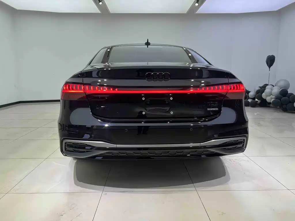 Audi A7L 2024 — фото 16