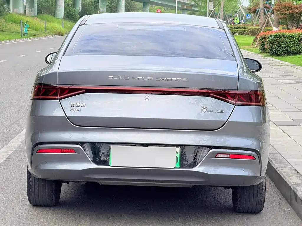 BYD Qin PLUS 2023 — фото 6