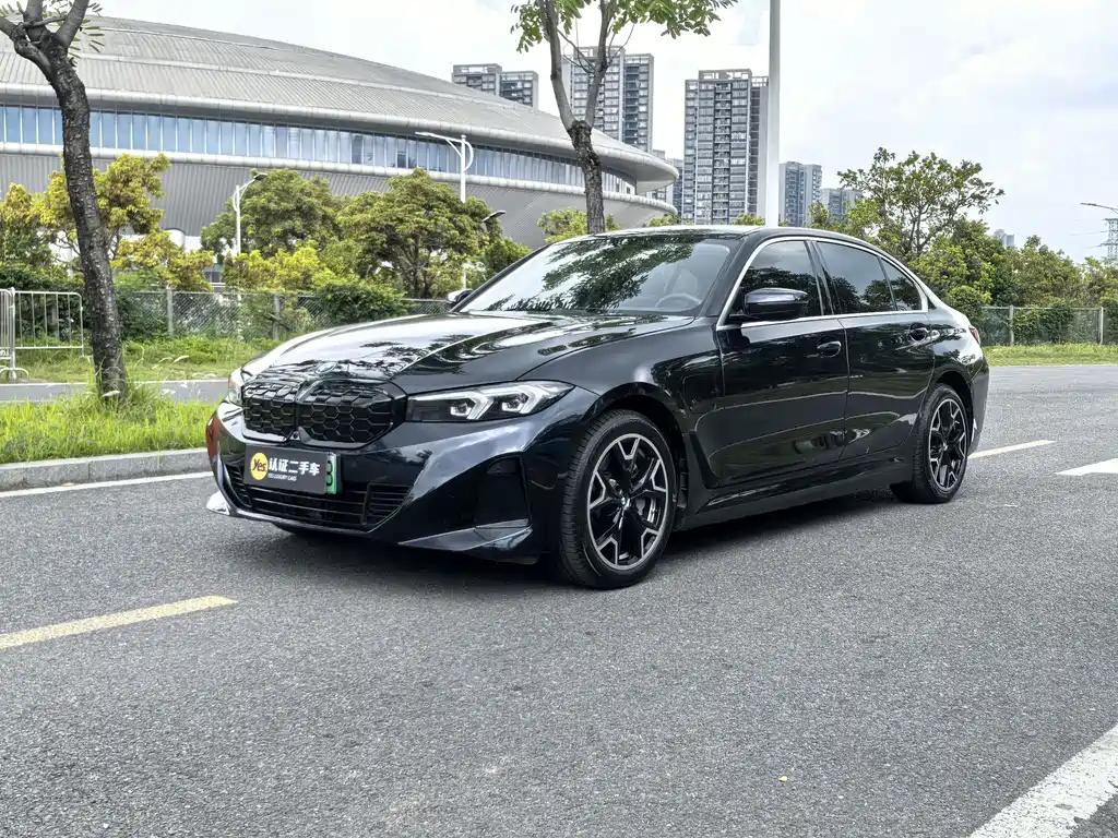 BMW i3 2024 — фото 1