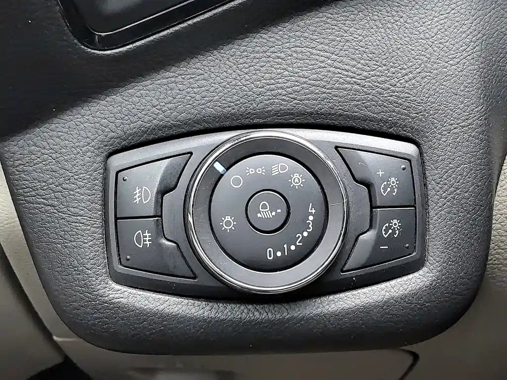 Ford Kuga 2014 — фото 21