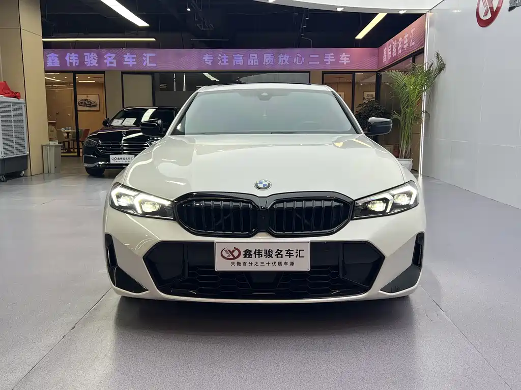 BMW 3 Series 2025