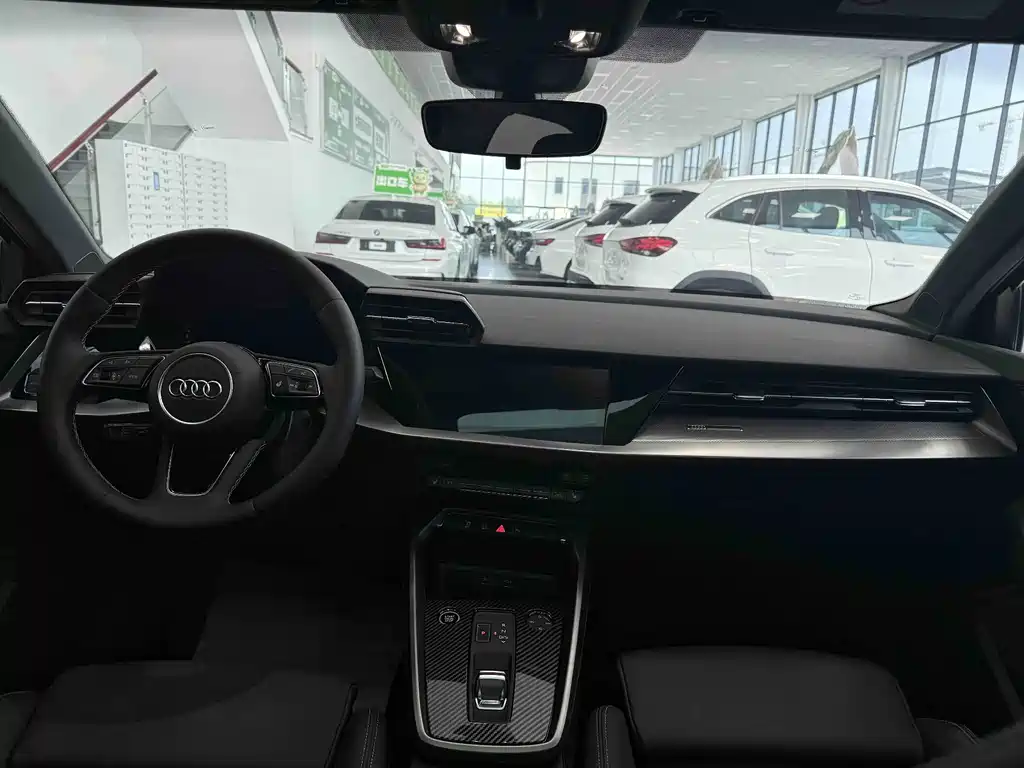 Audi A3 2022 — фото 18