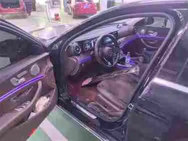 Mercedes-Benz E-Class 2022