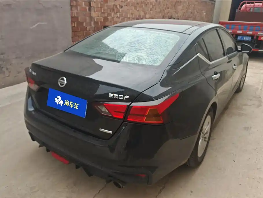 Nissan Teana 2020