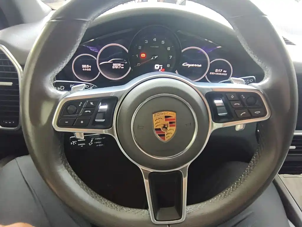 Porsche Cayenne 2018 — фото 6