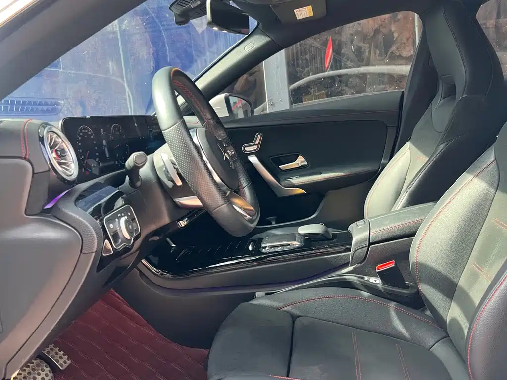 Mercedes-Benz CLA 2023 — фото 3