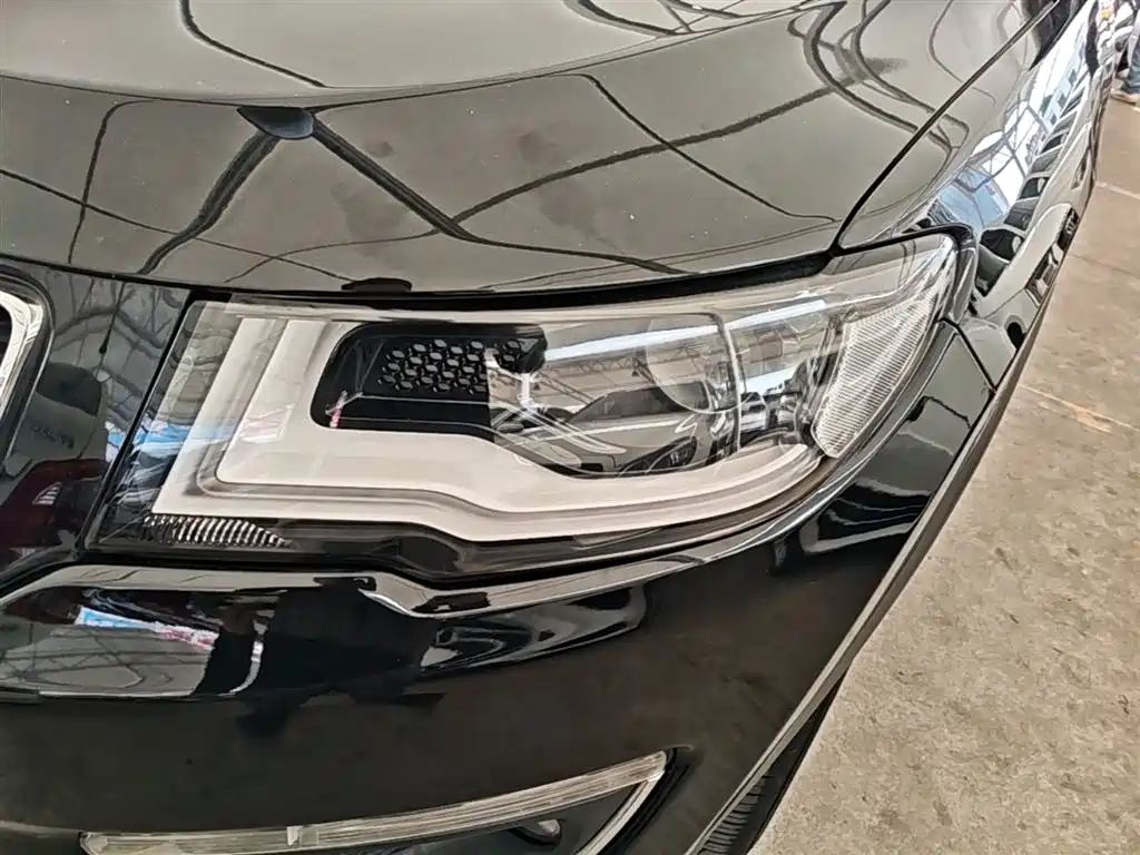 Jeep Compass 2017 — фото 24