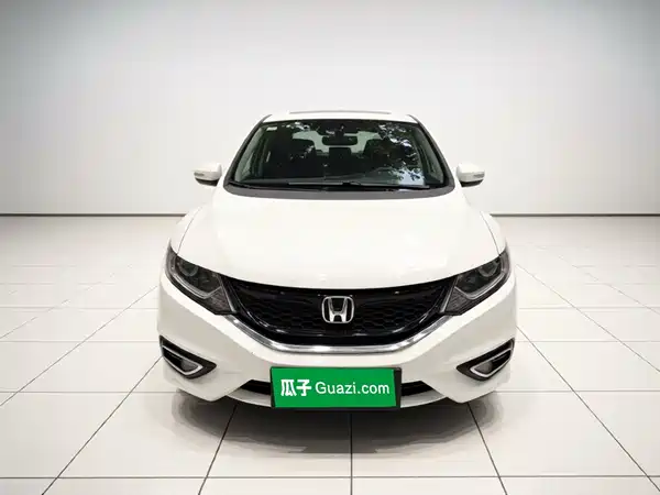 Honda Jade 2015