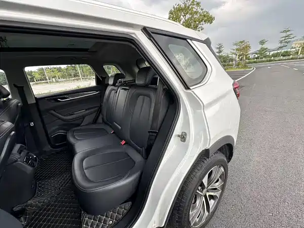 Brilliance V7 2018