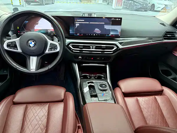 BMW 3 Series 2024