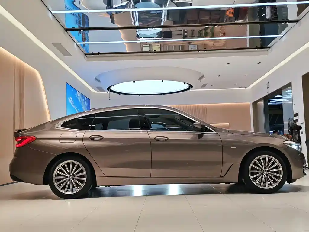 BMW 6 Series GT 2018 — фото 4