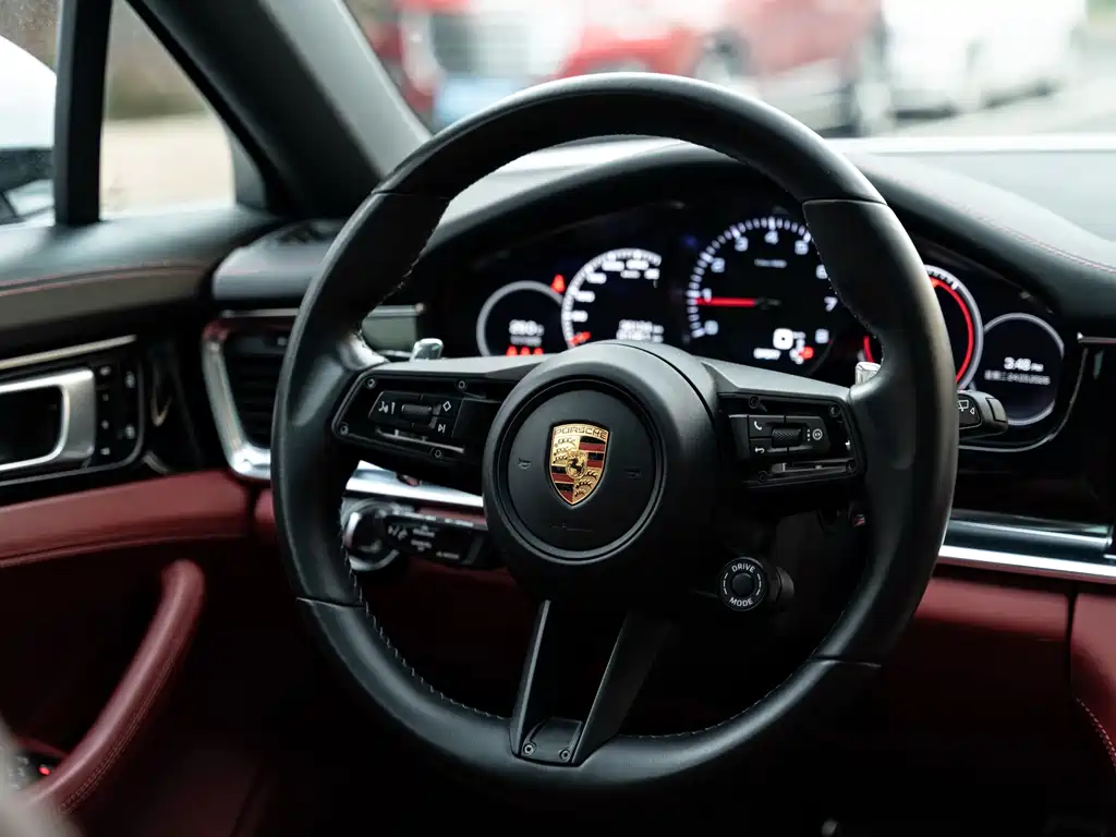 Porsche Panamera 2022 — фото 12