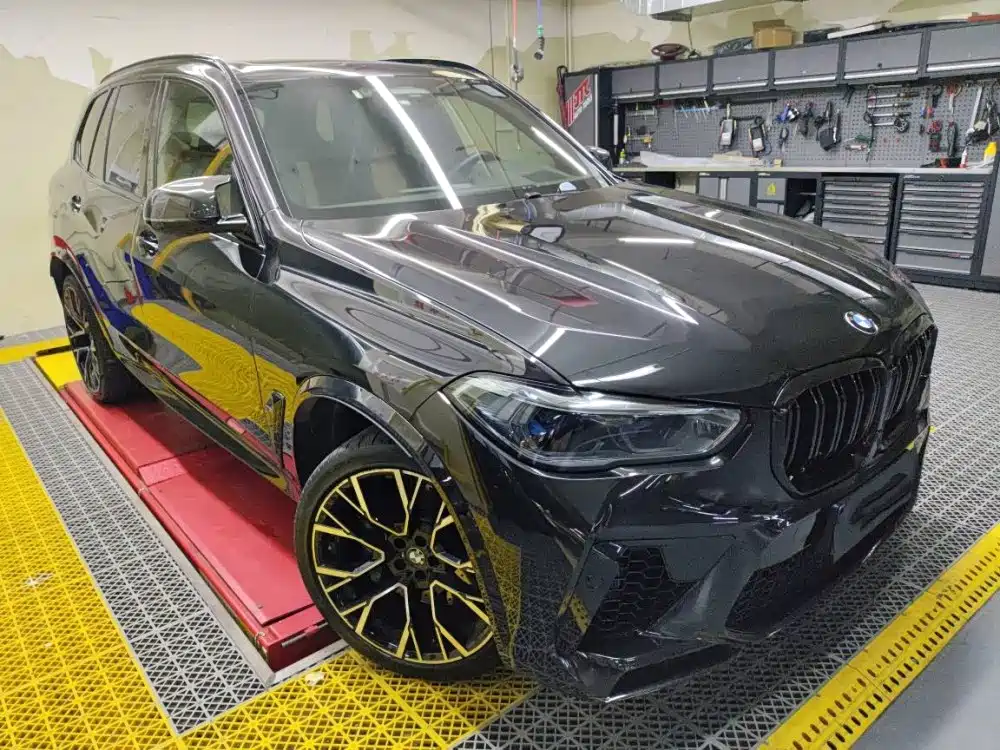 BMW X5 M 2021 — фото 10