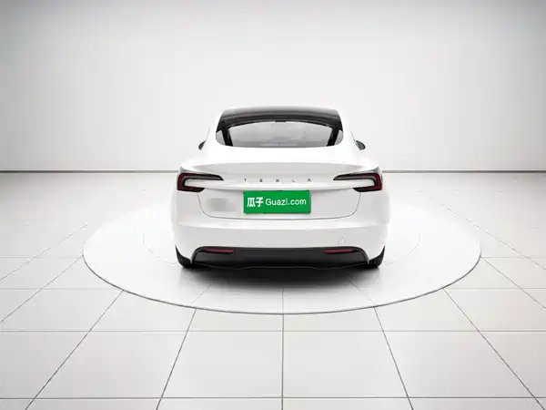 Tesla Model 3 2026