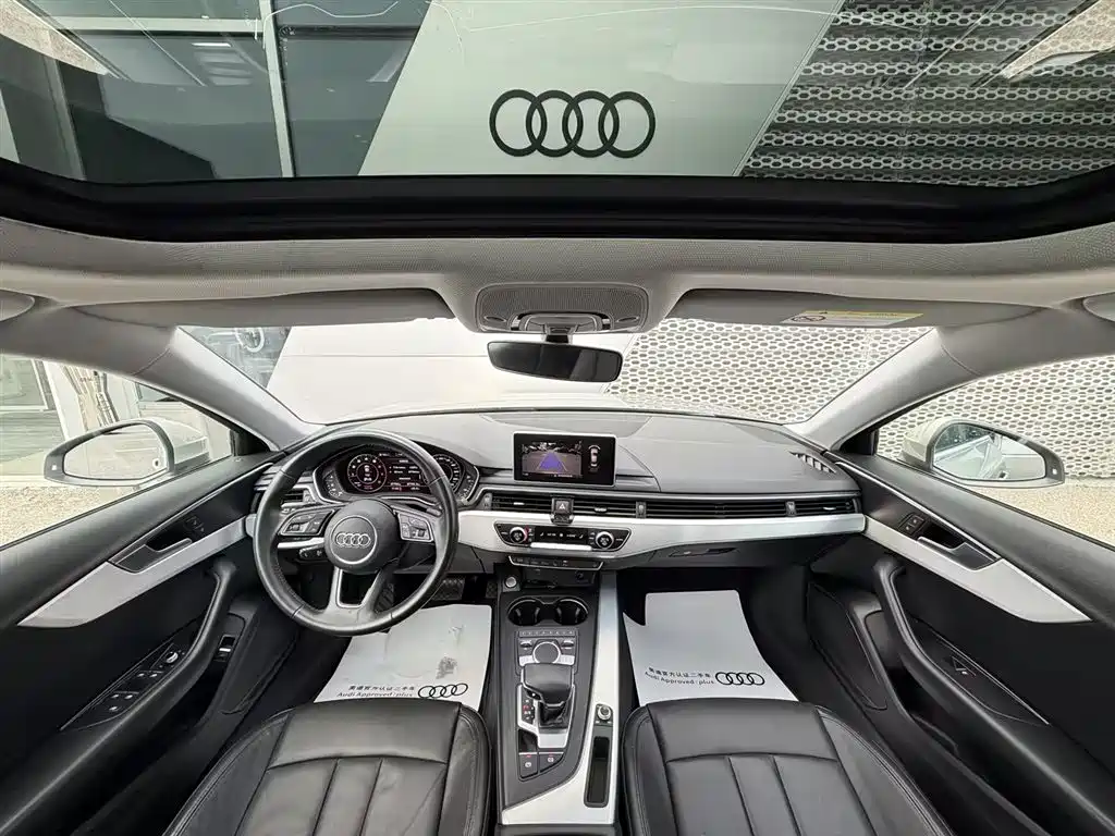 Audi A4L 2019 — фото 11