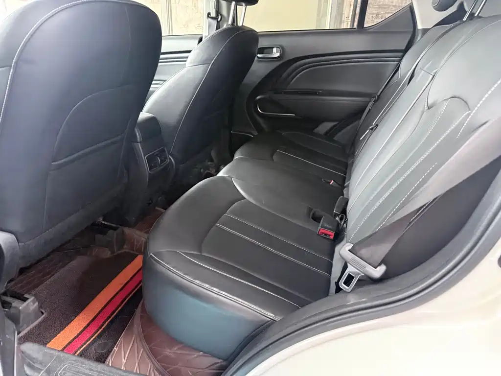 GAC Motor Trumpchi GS3 2022 — фото 10