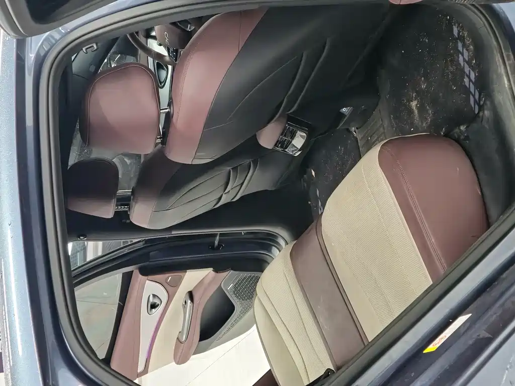 BYD Seal 07 DM-i 2025 — фото 9