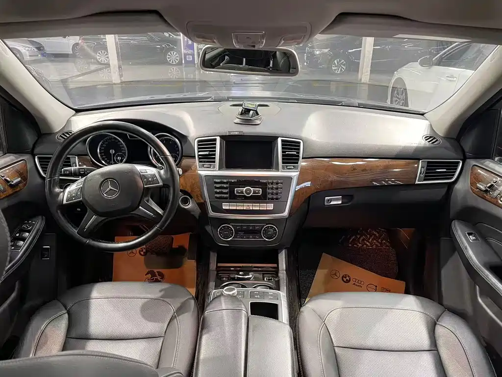 Mercedes-Benz M-Class 2015 — фото 17